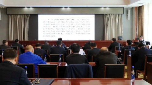 �ڻ����˫��