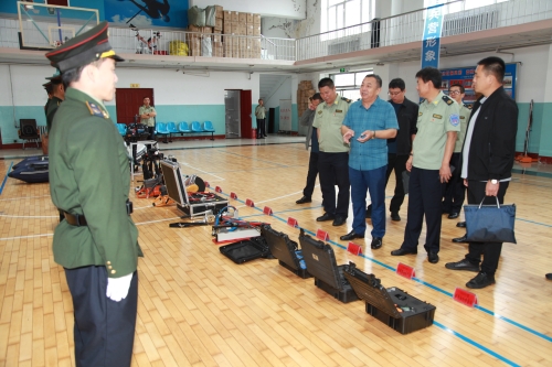 �Ȼ����һ����ɽ��������2